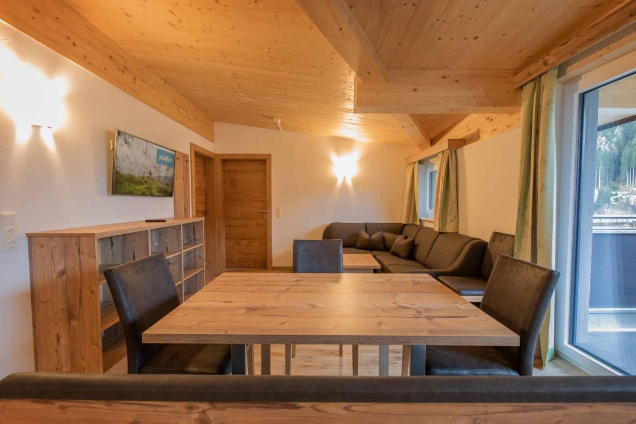 Ferienhaus Gipfelblick Neustift im Stubaital Exterior foto